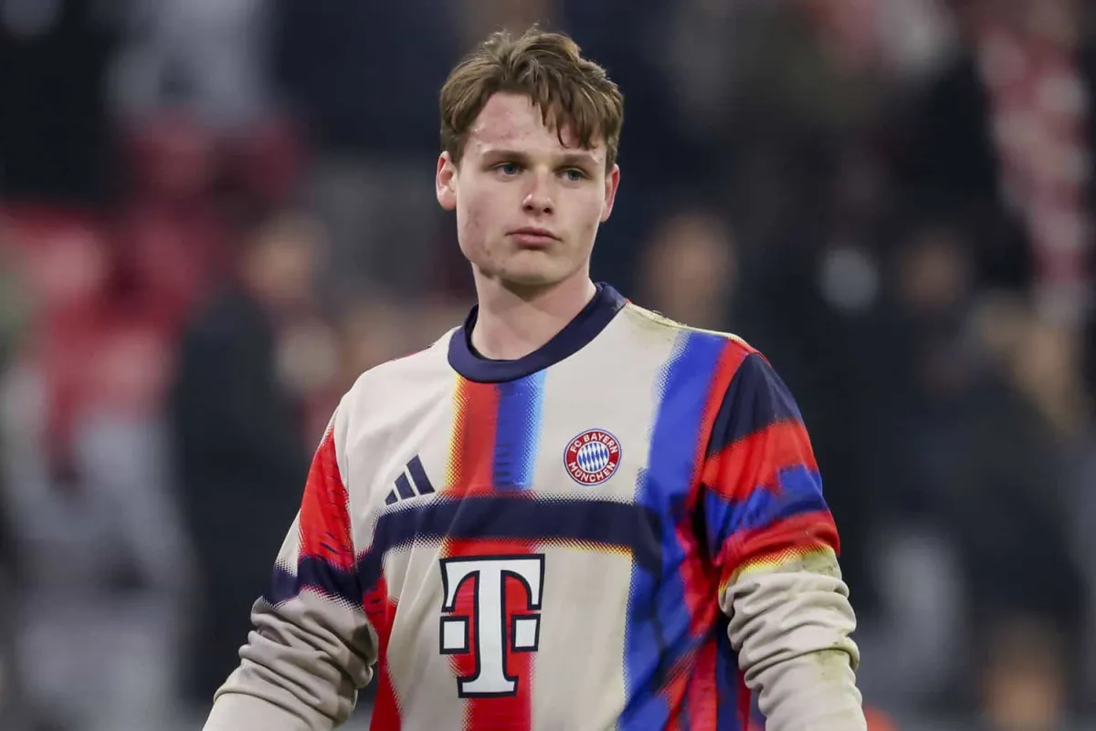 NEUER-KRONPRINZ WÄCHST DER KRAGEN! Urbig rechnet mit Nörglern ab: „Nur Ersatz-Keeper?! Ihr habt keine Ahnung von Bayerns Plan!“