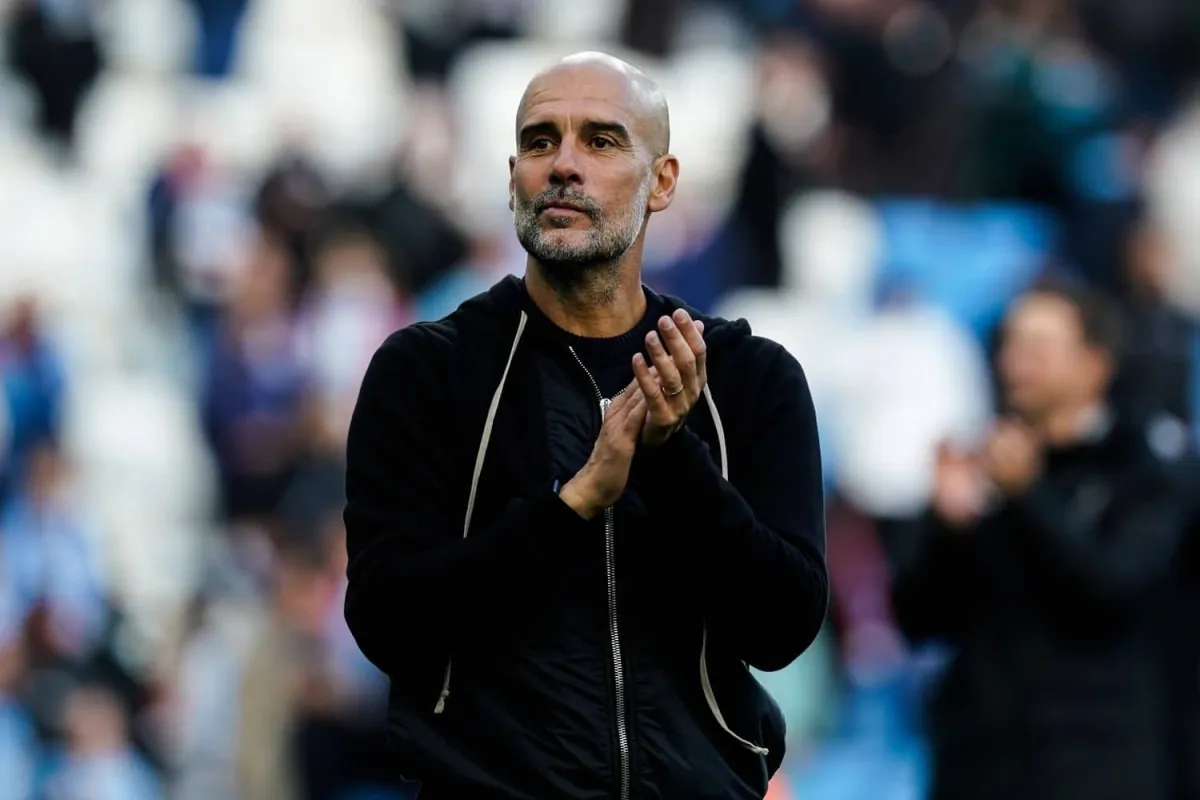 GIPFELTREFFEN IN MÜNCHEN ENTHÜLLT! Pep Guardiola plötzlich an der Isar gesichtet: Bayern-Bosse empfangen den Trainer-Titan zum Geheim-Dinner!