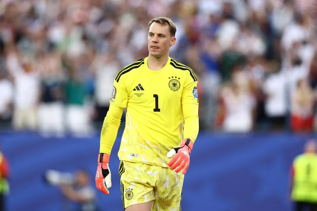 RÜCKTRITT VOM RÜCKTRITT?! HÖRT AUF, MANUEL NEUER FÜR DIE FEHLER DES DFB ZU VERHEIZEN!