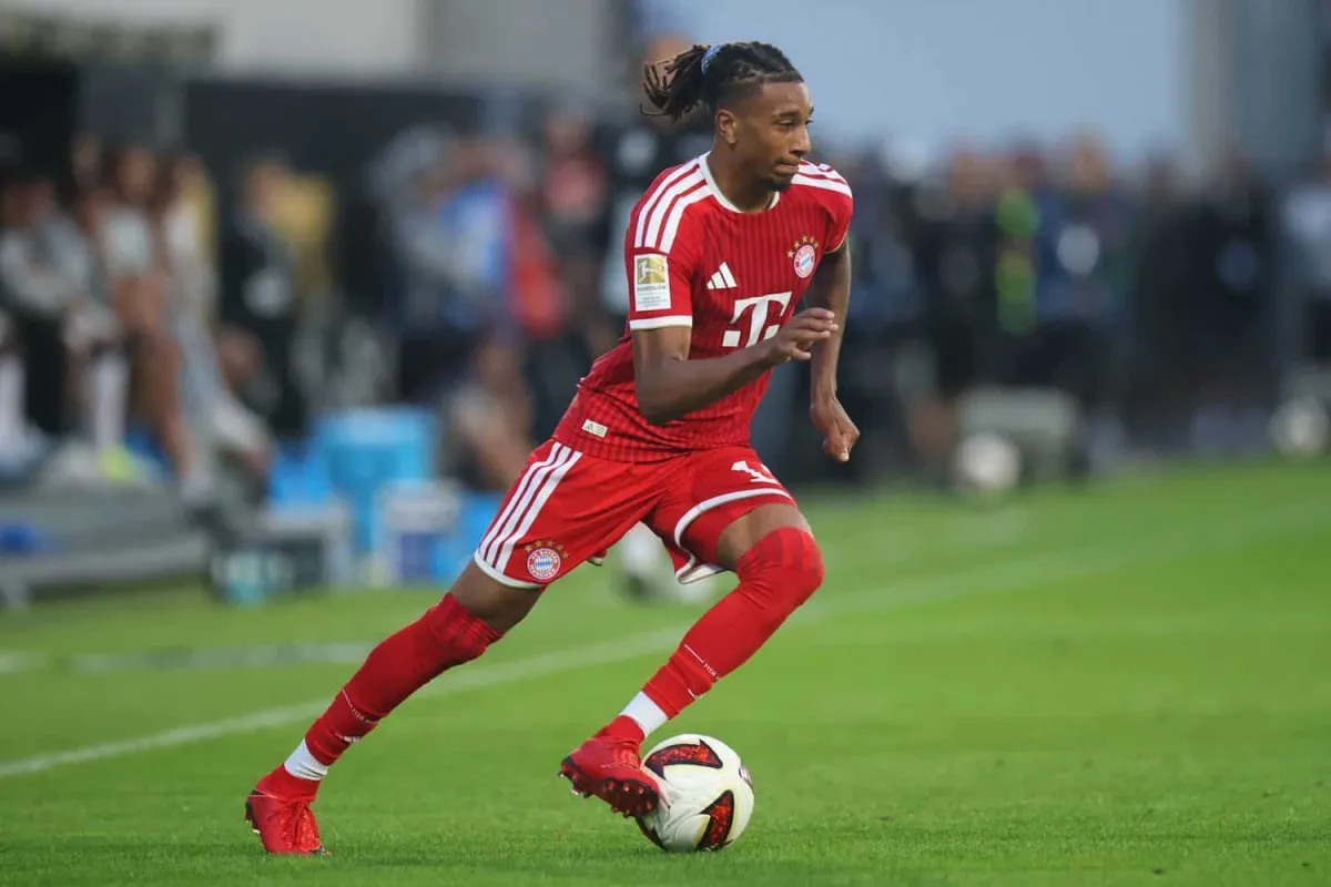 EUROPAS ABWEHRREIHEN GEDEMÜTIGT! Neue Statistik enthüllt: Bayern-Magier Olise lässt sogar Kylian Mbappé alt aussehen!
