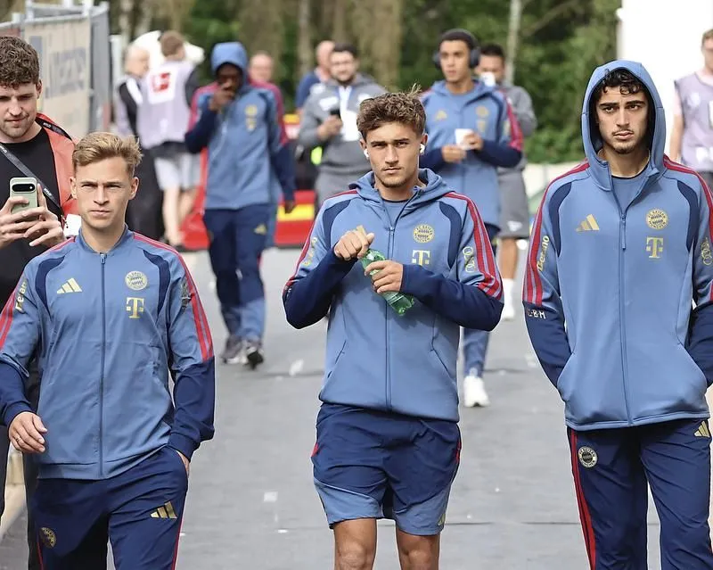 KOMPANYS KIMMICH-FALLE! Warum Bayerns größtes Mittelfeld-Problem hausgemacht ist