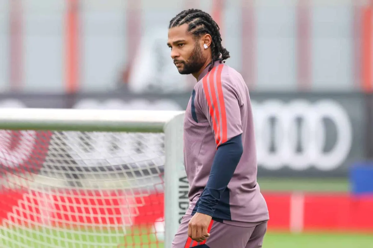 SCHLUSS MIT DEN AUSREDEN, SERGE! Gnabry beichtet Form-Defizit vor Arsenal-Schlacht: „DAS FEHLT MIR NOCH ZUR TOPFORM!“ – Fans fordern: Kochtopf anheizen oder ab auf die Bank!