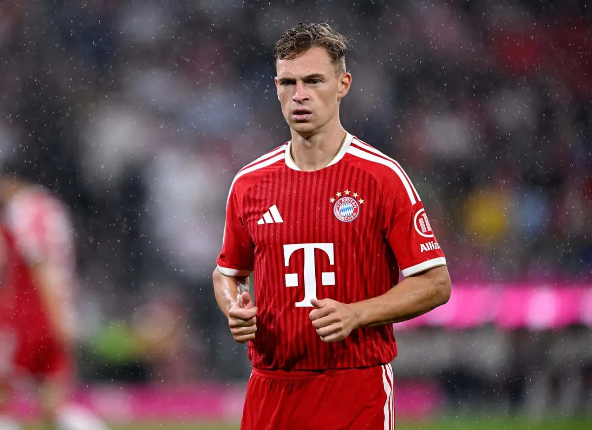 FAMILIE GEHT VOR! Kimmich-Ausfall gegen Freiburg fix – wer flickt jetzt Bayerns Mittelfeld?