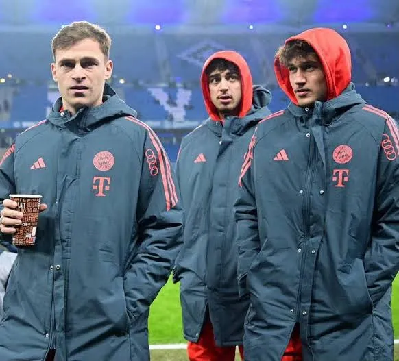 BRAUCHT BAYERN KIMMICH ÜBERHAUPT NOCH? Gerrard schwärmt von Bischof und Pavlović!