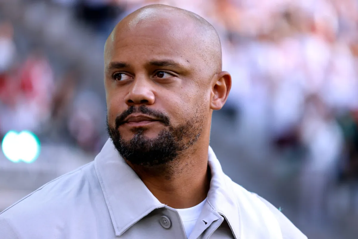 EBERL-UPDATE NACH ZUSAMMENBRUCH: „Kompany bleibt noch Tage im Krankenhaus!“